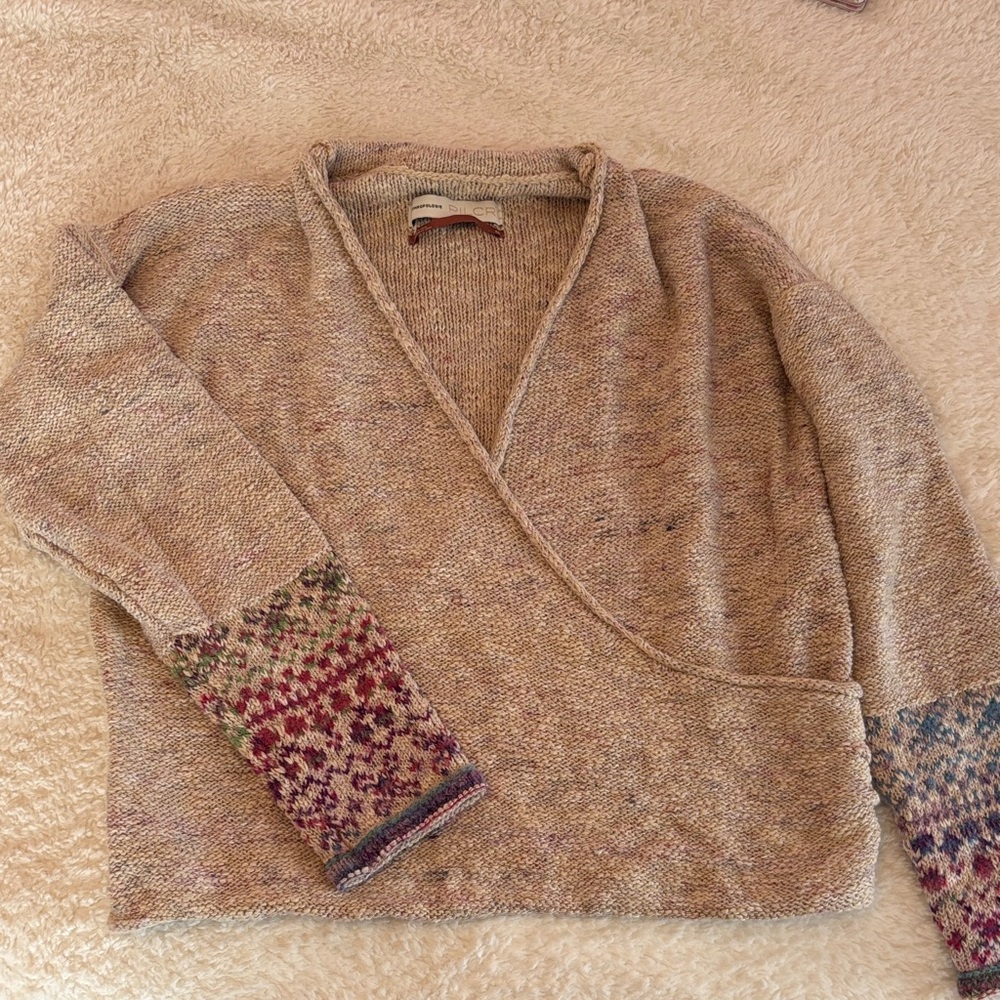 Anthropologie Beige V-Neck Sweater with Patterned Sleeves